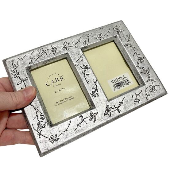 Carr photo frame textured silver tone wooden double picture holder 2.5” x 3.5” - Picture 2 of 5